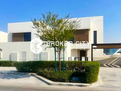 5 Bedroom Villa for Sale in Yas Island, Abu Dhabi - IMG-20250216-WA0034. jpg