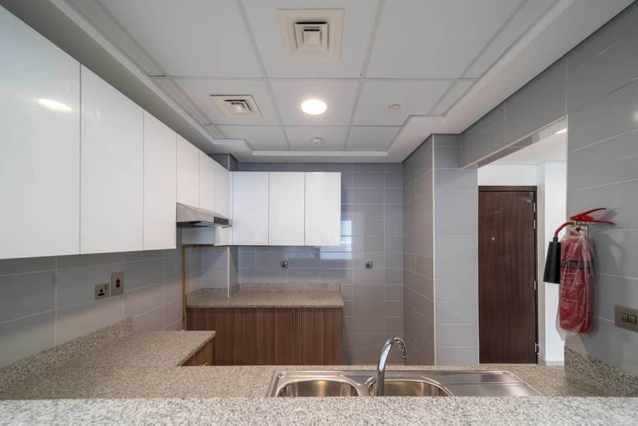 10 MRQ 4721 - 1 BR-6. jpg