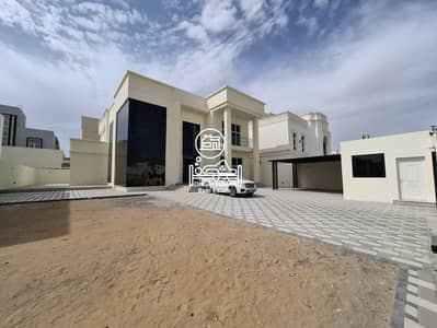 5 Bedroom Villa for Rent in Madinat Al Riyadh, Abu Dhabi - 1. jpg