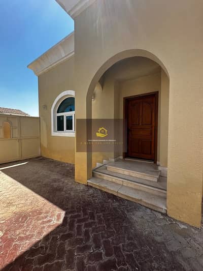 3 Bedroom Flat for Rent in Mohammed Bin Zayed City, Abu Dhabi - f41daf54-34a6-4d8b-8e65-11755dddbd69. jpg