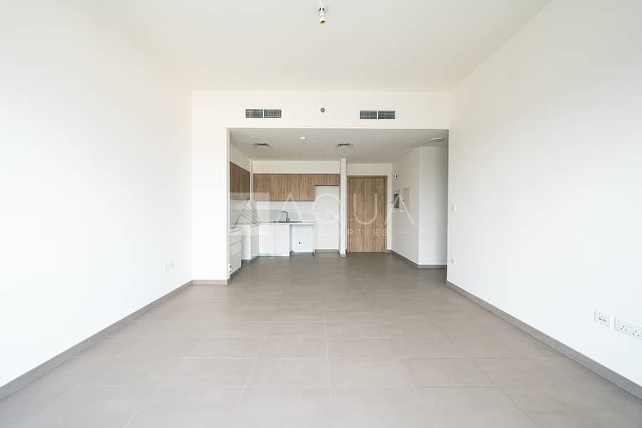 Mid Floor | Vacant NOW | Contemporary Layout Mid Floor | Vacant NOW | Contemporary Layout