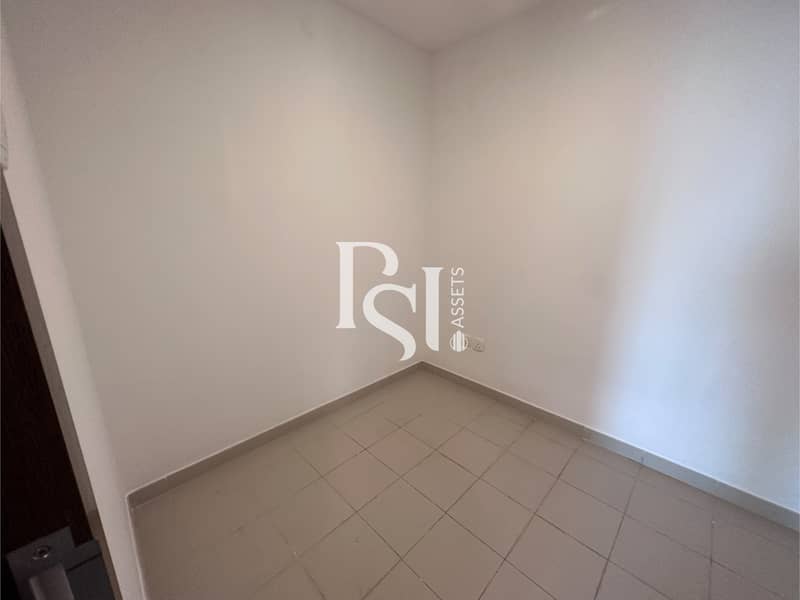 10 Gate tower -3Bedroom maid, reem island (15). jpg
