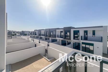 3 Bedroom Townhouse for Rent in Dubai South, Dubai - Ready Now | Near Pool | Near Entrance