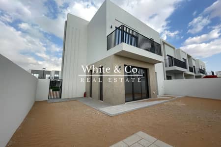 4 Bedroom Villa for Rent in Dubai South, Dubai - Brand New | Ideal Location | Ultra Luxury