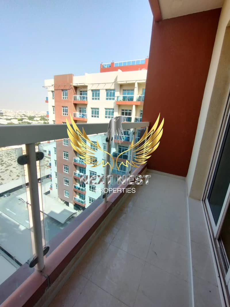 6 WhatsApp Image 2025-02-18 at 4.15. 11 AM. jpeg
