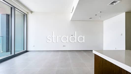 2 Bedroom Apartment for Rent in Downtown Dubai, Dubai - High Floor | Unfurnished | Vacant