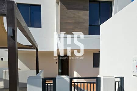 4 Bedroom Villa for Sale in Yas Island, Abu Dhabi - 4BR Villa in Noya Luma | Modern Living | For Sale