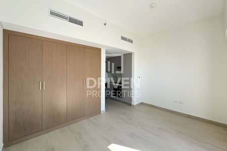 Studio for Sale in Al Jaddaf, Dubai - Burj and Pool View | High Floor | Brand New
