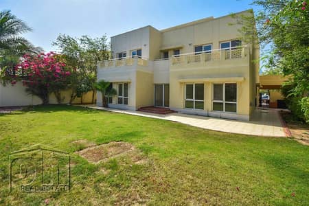 5 Bedroom Villa for Sale in The Meadows, Dubai - Single Row - Upgraded flooring - Large plot 5 Bedroom Villa for Sale in The Meadows, Dubai - Single Row - Upgraded flooring - Large plot