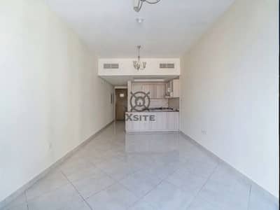 Homely Studio | Prime Location | Community View