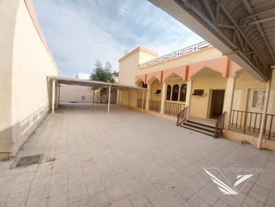 6 Bedroom Villa for Rent in Al Sabkha, Sharjah - 1000563766. jpg