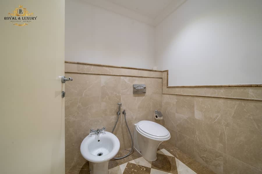 Spacious 3-Bedroom Duplex + Maids Room with Marina View | Fully Furnished - Image 22