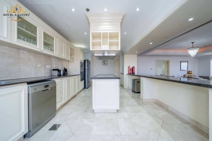 Spacious 3-Bedroom Duplex + Maids Room with Marina View | Fully Furnished - Image 72