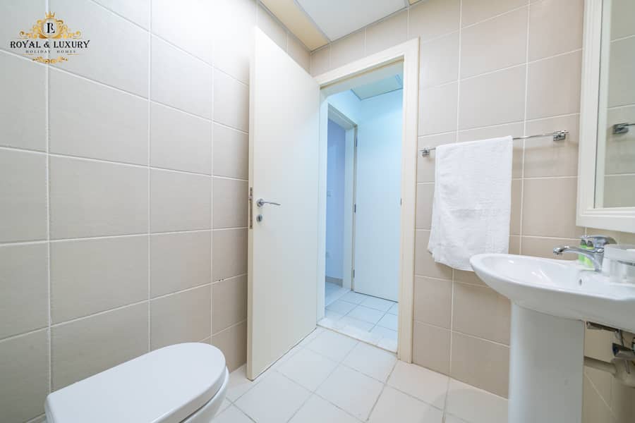 Spacious 3-Bedroom Duplex + Maids Room with Marina View | Fully Furnished - Image 78