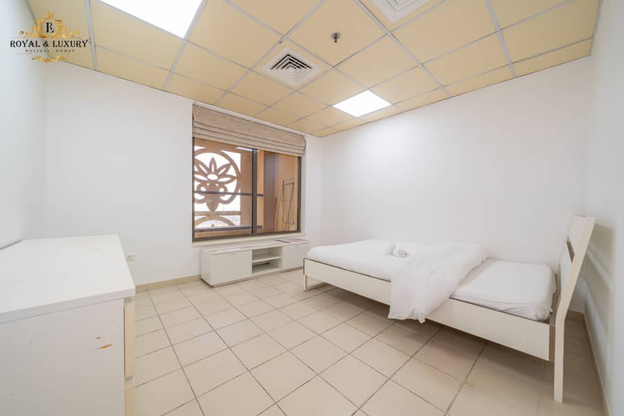 Spacious 3-Bedroom Duplex + Maids Room with Marina View | Fully Furnished - Image 81