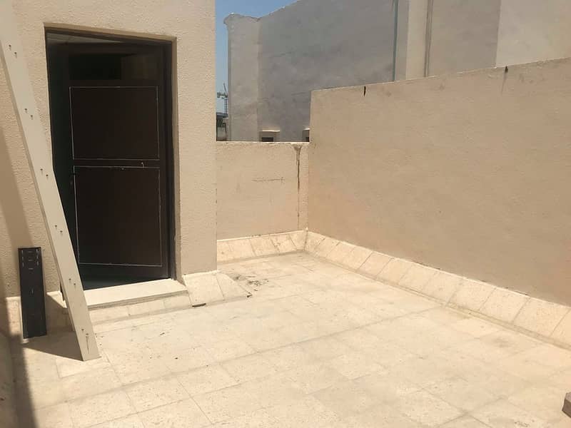 Квартира в Равдхат Абу Даби, 39000 AED - 4128721