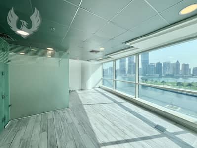 Office for Rent in Business Bay, Dubai - Full Canal View | Glass Partitions | Chiller Free