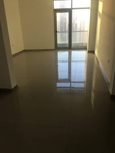Marina , 2 b/r with 4 cheques , chiller free , high floor , partial marina view Marina , 2 b/r with 4 cheques , chiller free , high floor , partial marina view