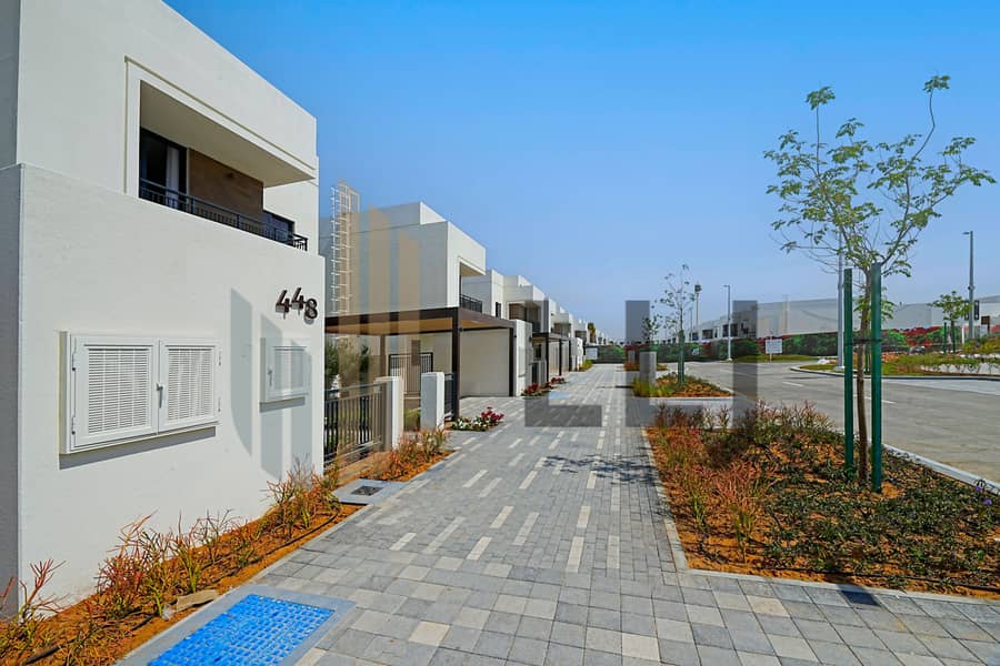 2 IBR02200. jpg