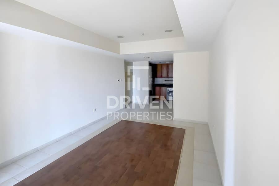 Elegant Unit and Exclusive with Sea View Elegant Unit and Exclusive with Sea View
