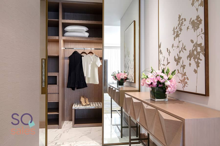 9 One, Two & Three Bedroom Suite – Walk-in wardrobe. jpg
