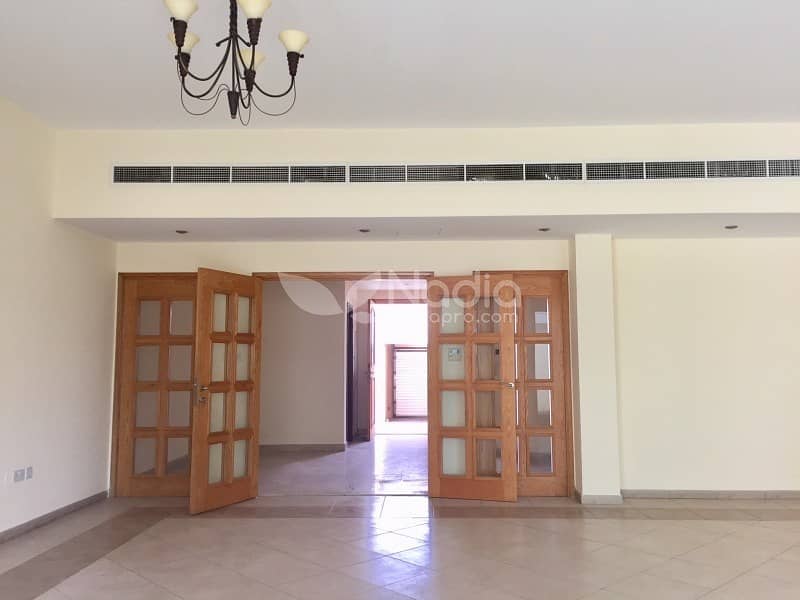 Two Storey 4 Bedroom + Maids Villa for Rent in  Jumeirah