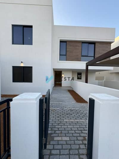 3 Bedroom Townhouse for Rent in Yas Island, Abu Dhabi - WhatsApp Image 2025-01-06 at 5.11. 08 PM. jpeg