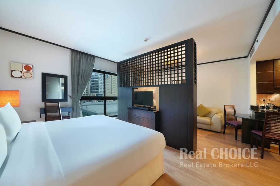 3 Park Hotel, Studio (1). jpeg