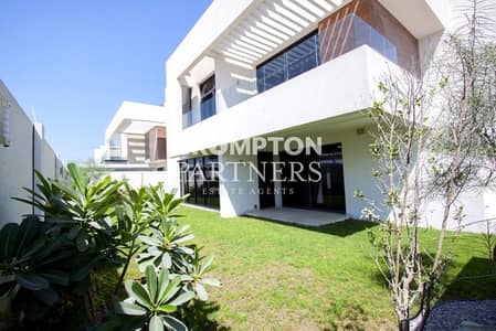 Villa for Re-sale Block C Available Now Villa for Re-sale Block C Available Now