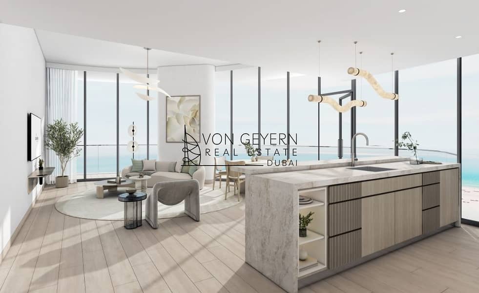 5 Living Area. jpg