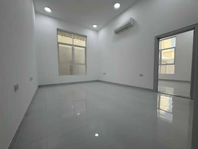 1 Bedroom Flat for Rent in Madinat Al Riyadh, Abu Dhabi - IMG_8635. jpg