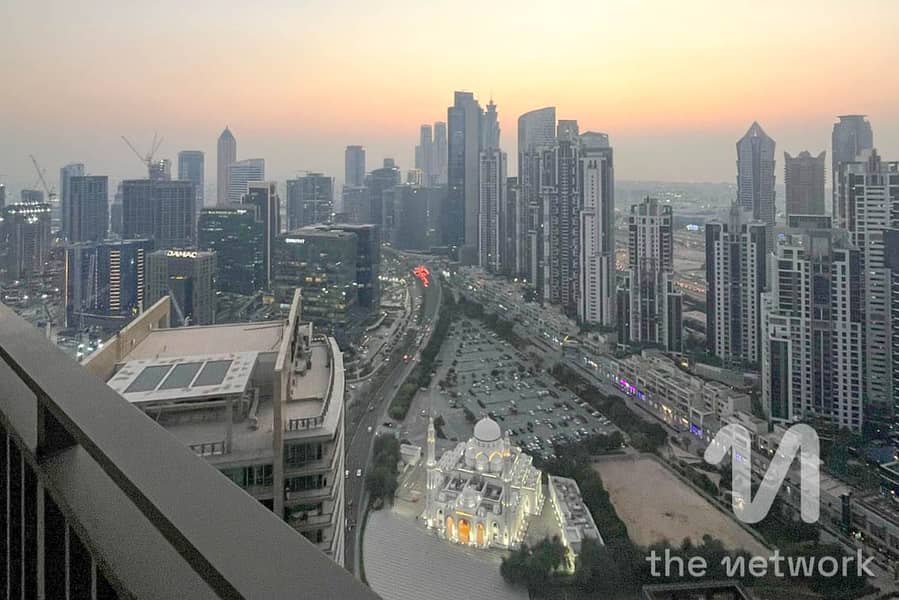 Boulevard View | High Floor | Well-Maintianed Boulevard View | High Floor | Well-Maintianed