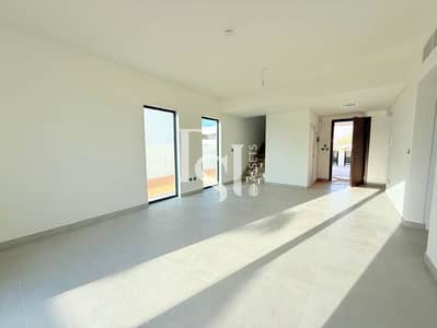 3 Bedroom Villa for Rent in Yas Island, Abu Dhabi - WhatsApp Image 2025-01-03 at 16.29. 54 (1). jpg