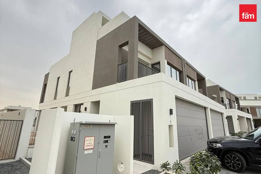 位于蒂拉尔阿尔加夫综合社区,奥拉别墅区 4 卧室的别墅 350000 AED - 10940365 位于蒂拉尔阿尔加夫综合社区,奥拉别墅区 4 卧室的别墅 350000 AED - 10940365