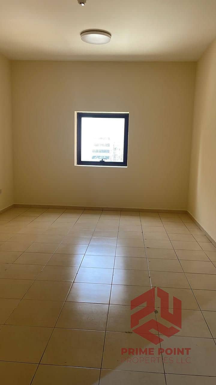 11 WhatsApp Image 2025-02-20 at 10.45. 58_099f9920. jpg