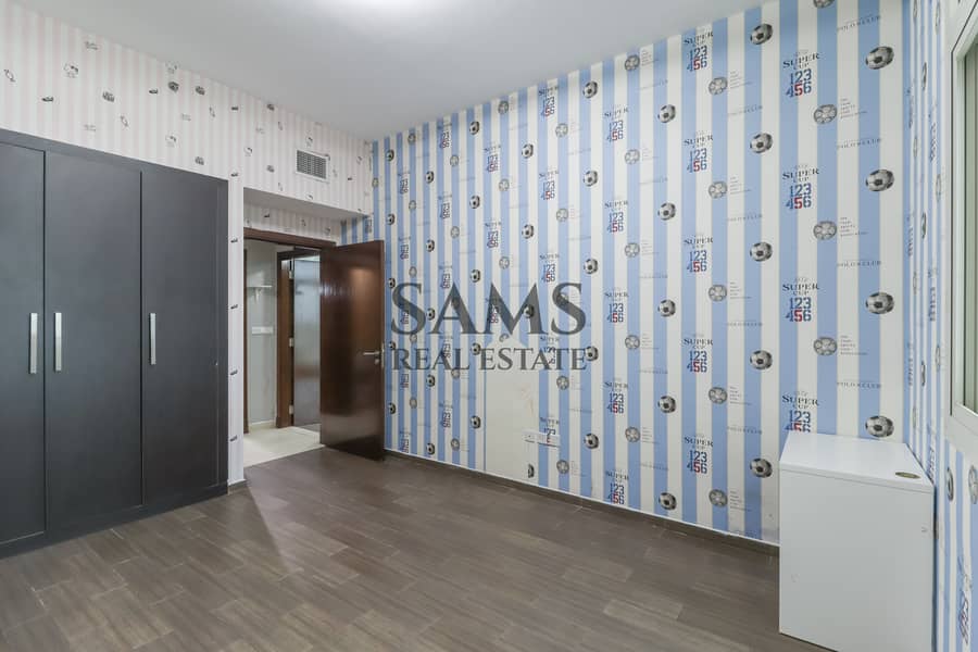 20 Sams Real Estate IMG_3289. jpg