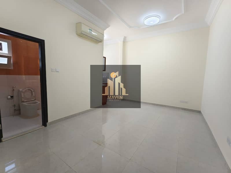 2 WhatsApp Image 2025-02-20 at 3.12. 48 PM (1). jpeg