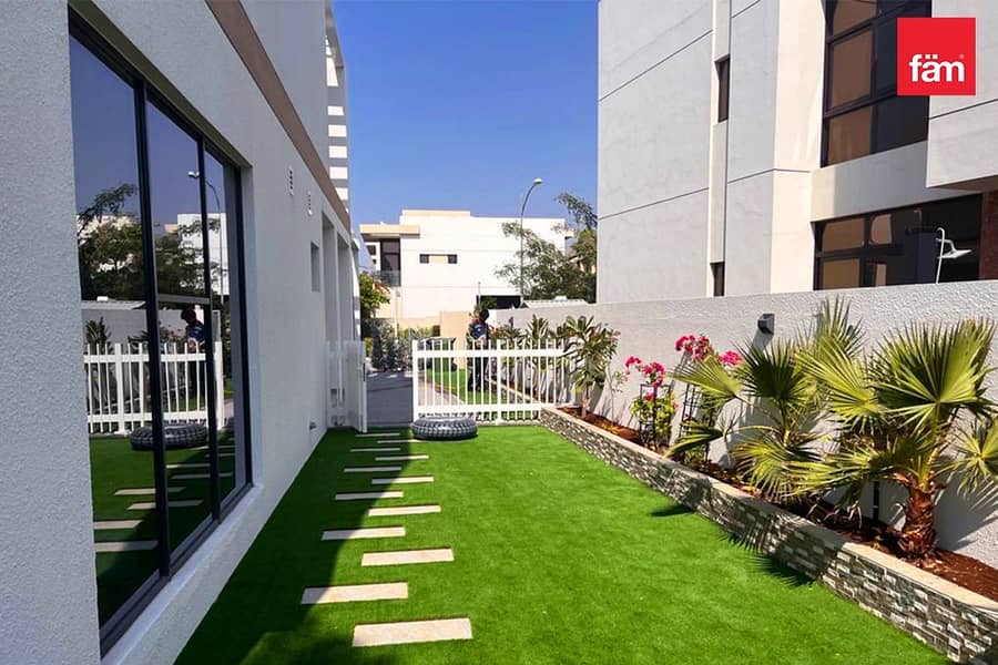 位于达马克山庄,公园1号别墅区 4 卧室的别墅 4200000 AED - 10942035 位于达马克山庄,公园1号别墅区 4 卧室的别墅 4200000 AED - 10942035