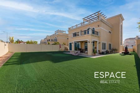 4 Bedroom Villa for Sale in Jumeirah Park, Dubai - Immaculate Condition 4 Beds Legacy Nova
