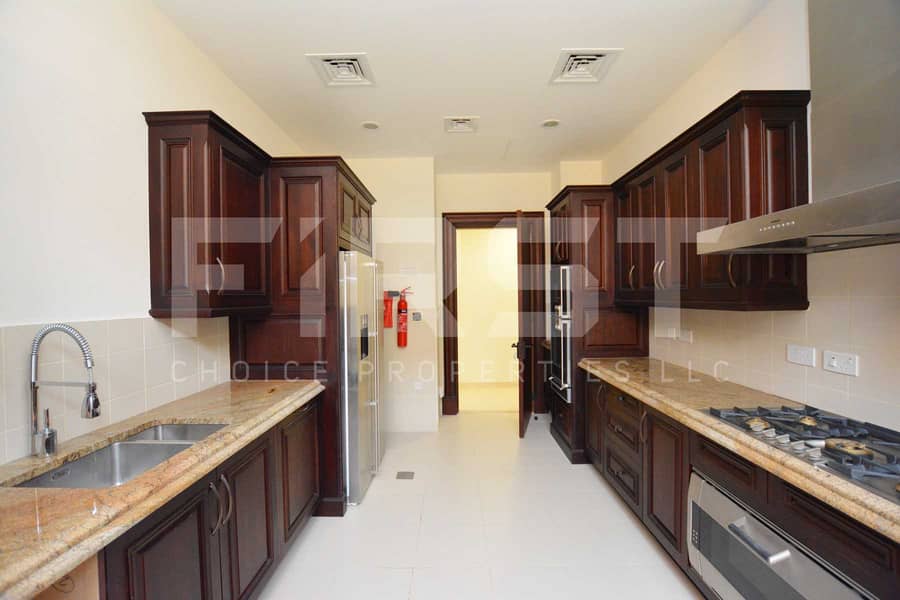 7 Internal Photo of Premium 5 Bedroom Villa in Saadiyat Beach Villas Saadiyat Island Abu Dhabi UAE (56). jpg