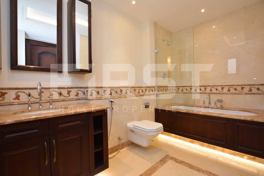 19 Internal Photo of Premium 5 Bedroom Villa in Saadiyat Beach Villas Saadiyat Island Abu Dhabi UAE (121). jpg