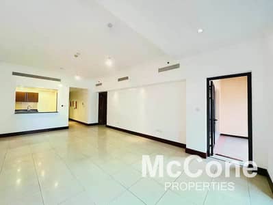 1 Bedroom Apartment for Rent in Palm Jumeirah, Dubai - Mid floor | Vacant end of April | Unfurnished