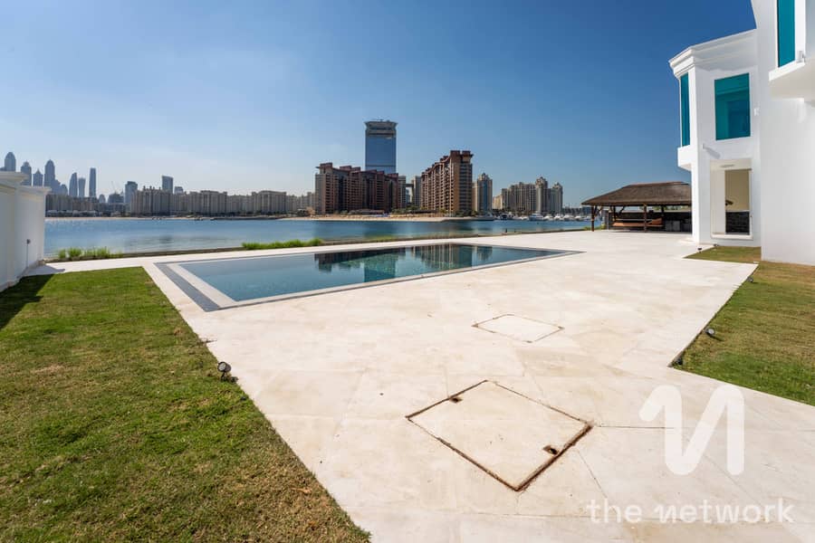 Fully Renovated | Massive Plot Area | High Number Fully Renovated | Massive Plot Area | High Number