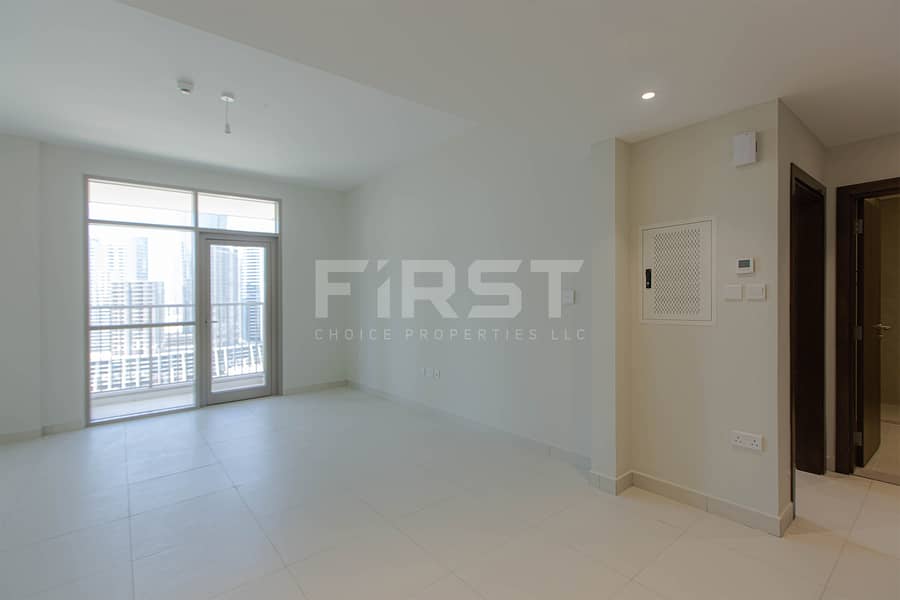 2 Internal Photo of 1 Bedroom Apartment in Reflection Shams Abu Dhabi Al Reem Island Abu Dhabi UAE (7). jpg