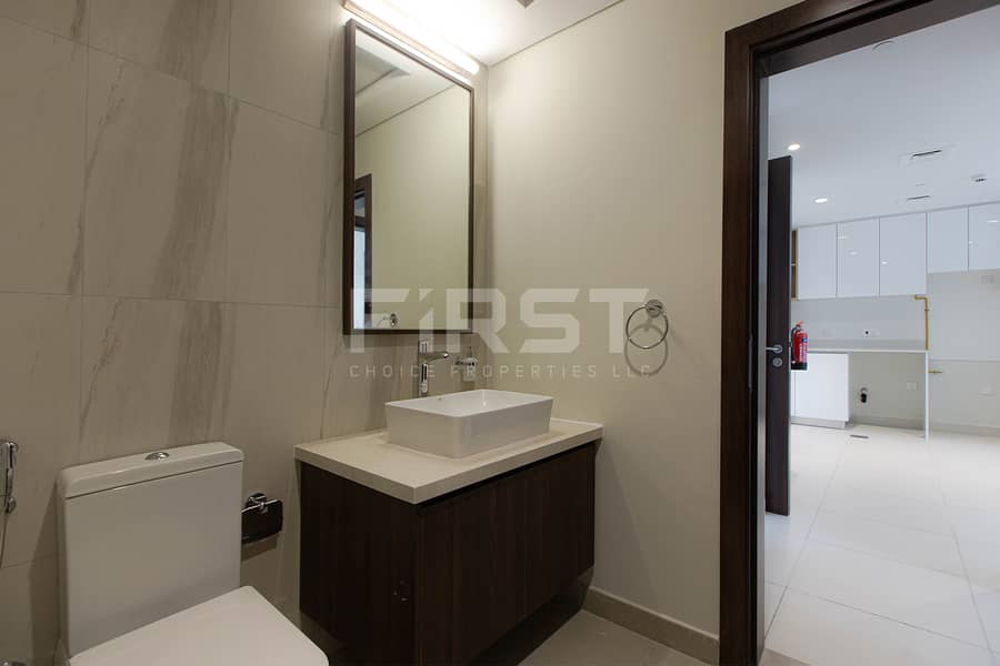 10 Internal Photo of 1 Bedroom Apartment in Reflection Shams Abu Dhabi Al Reem Island Abu Dhabi UAE (19). jpg