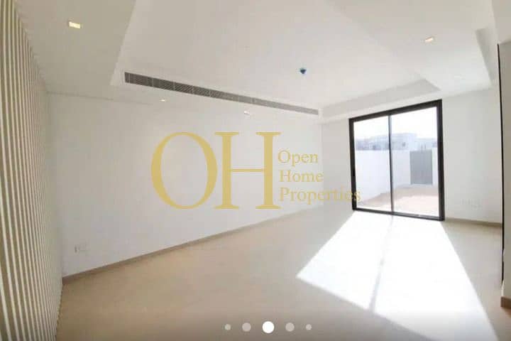 7 WhatsApp Image 2025-02-21 at 14.19. 54_cleanup. jpeg