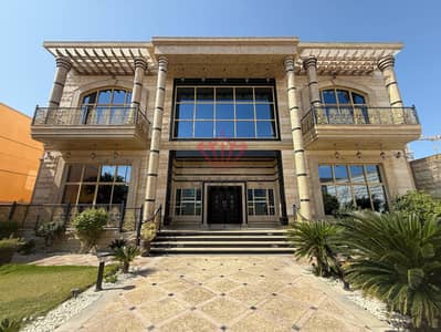 Classic 6-Bedroom Villa for Rent at Umm Suqeim Second