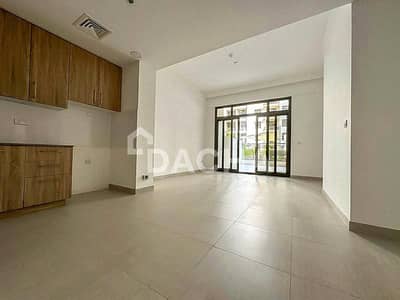 2 Bedroom Flat for Rent in Town Square, Dubai - Vacant | Huge Terrace | On the Pool