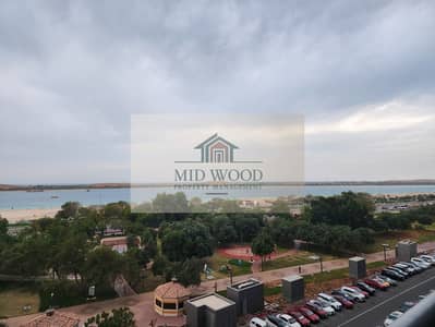 3 Bedroom Flat for Rent in Corniche Area, Abu Dhabi - 20250218_174341. jpg