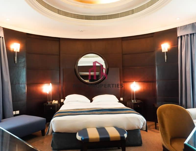 8 Master Bedroom. jpg